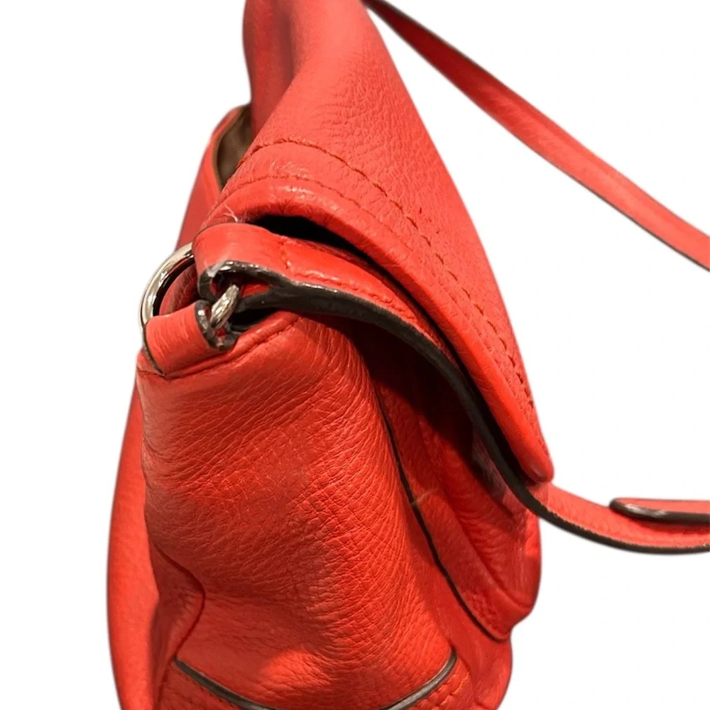 Vintage Coach Vibrant Red Leather Crossbody Bag - Picture 4 of 12